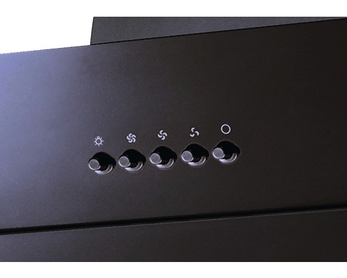 Gros plan des commandes d''une hotte aspirante avec des boutons pour la lumière et les vitesses du ventilateur.