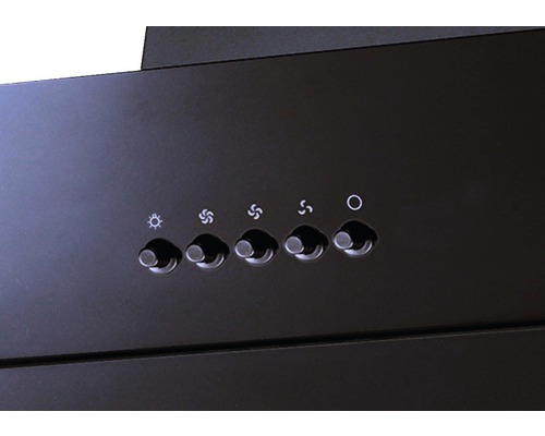 Gros plan sur les commandes d''une hotte aspirante