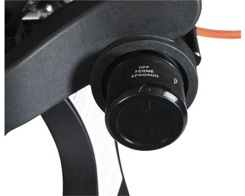 Detailaufnahme eines schwarzen Drehknopfes mit der Aufschrift Aus