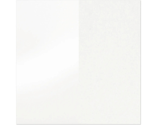 Carrelage mural clair avec motif