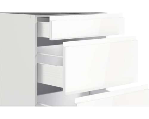 Meuble coulissant avec tiroirs ouverts pour salle de bains