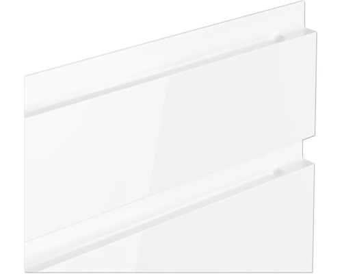 Vue détaillée d''une façade de meuble blanche avec une poignée