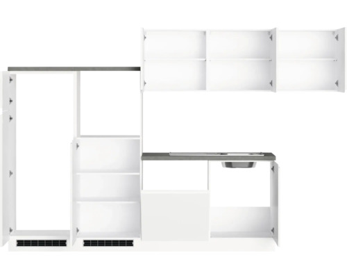 Cuisine équipée avec évier, armoires et étagères