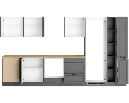 Cuisine équipée avec placards et tiroirs