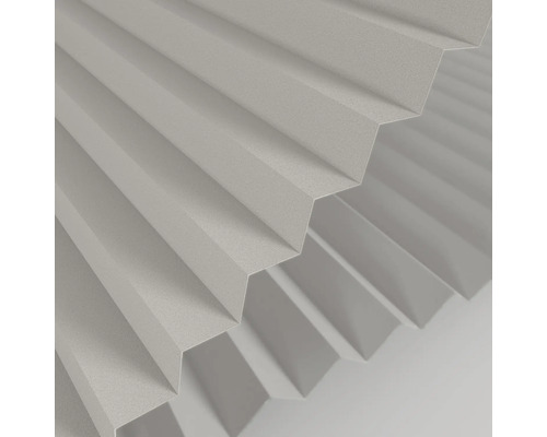 Detailansicht einer gefalteten Jalousie