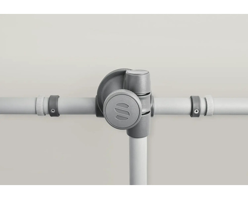 Vue détaillée d''un pied de parasol avec bouton rotatif