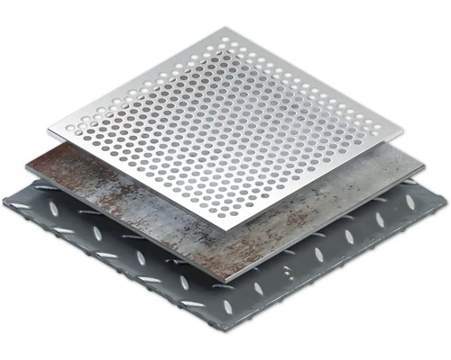 Différentes plaques métalliques : tôle perforée, plaque d’acier, tôle gaufrée