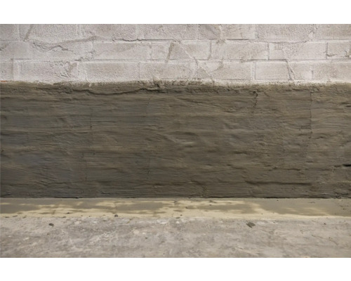Betonkellerwand mit Feuchtigkeitsschutz