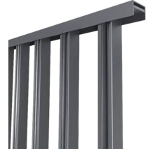 Clôture métallique, vue détaillée