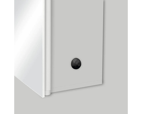 Détail d''une armoire avec fermeture à bouton rotatif