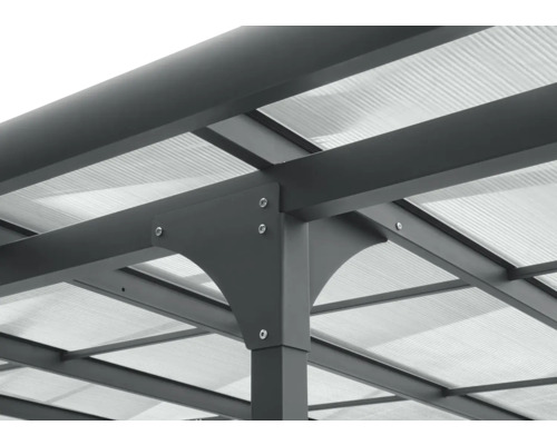 Vue détaillée d''un pavillon avec plaques en polycarbonate