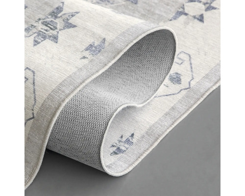 Teppich mit Muster und rutschfester Unterseite
