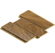 Trois panneaux de stratifié en bois