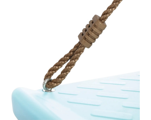 Gros plan d''une corde avec réglage de la hauteur et d''une balançoire