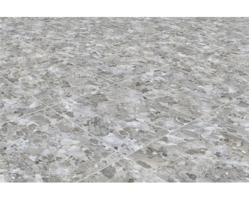 Bodenfläche mit Fliesen in Steinoptik