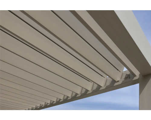 Vue détaillée d''un toit à lamelles en métal