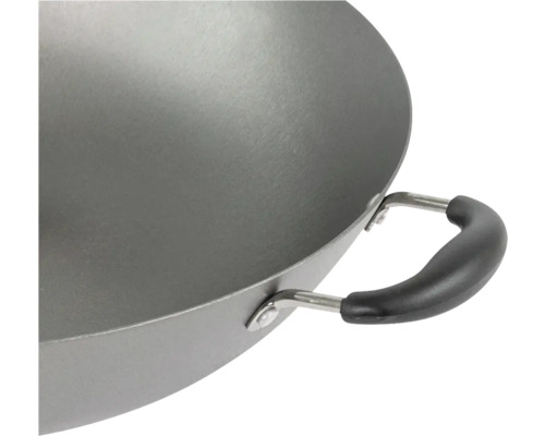 Vue détaillée d''un wok avec poignée