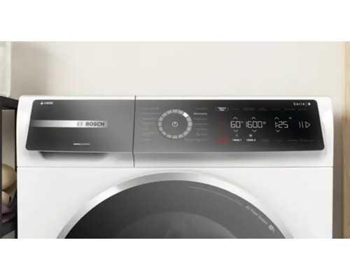 Bosch Waschmaschine der Serie 8 mit Bedienfeld