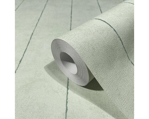 Tapetenrolle mit Streifenmuster