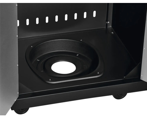 Vue intérieure d''un gril à pellets avec chambre de combustion et roues pour un transport facile