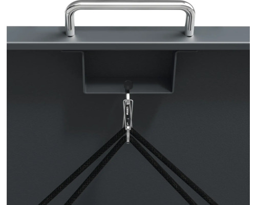 Vue détaillée d''une boîte à outils avec poignée et suspension pour outils