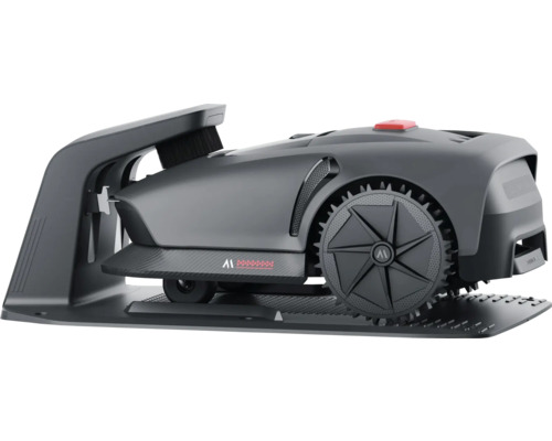 Robot tondeuse sur station de charge