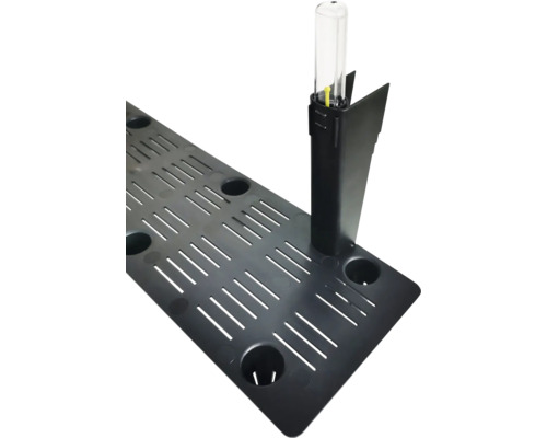 Dünnschichtsystem mit Messzylinder zur Bewässerung