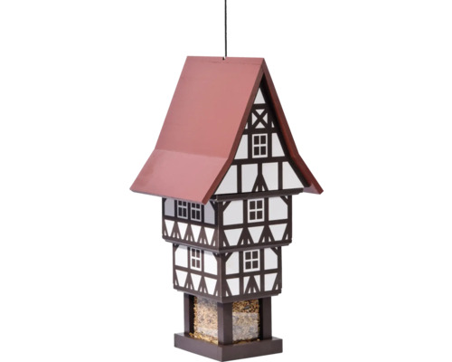 Vogelhaus im Fachwerkhausstil mit Futter