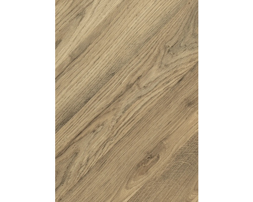 Nahaufnahme eines Laminatbodens mit Holzoptik.