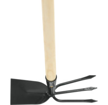 Houe combinée avec manche en bois pour le jardinage