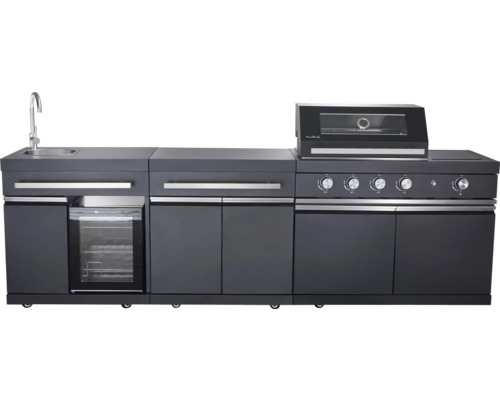 Cuisine d''extérieur avec évier, réfrigérateur, placards et barbecue