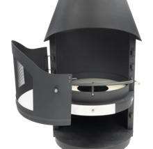 Cheminée de jardin noire avec grille ouverte