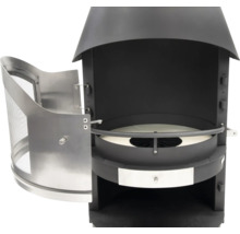 Cheminée barbecue de jardin avec porte ouverte et grille de protection