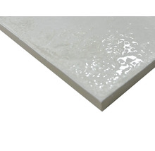 Carreau avec surface brillante
