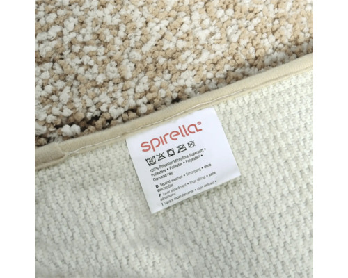 Logo Spirella avec conseils d''entretien et indication du matériau : 100 % polyester microfibre supersoft