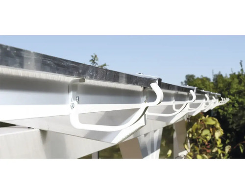 Support de gouttière sur un bâtiment pour la fixation de la gouttière