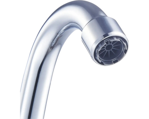 Wasserhahn aus Metall, verchromt