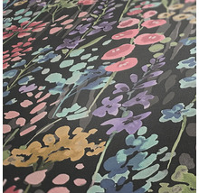 Gros plan d''un papier peint à motifs floraux