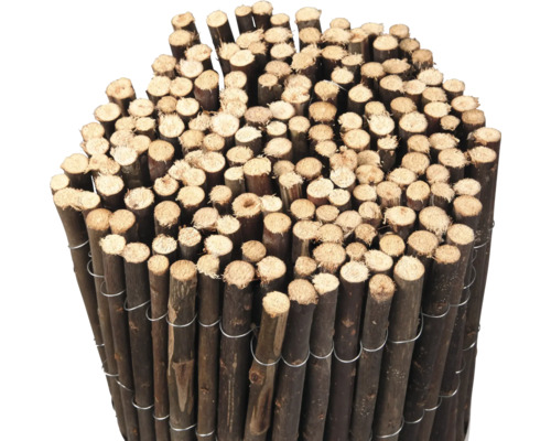 Rouleau de clôture en bois de noisetier