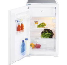 Réfrigérateur ouvert avec des aliments