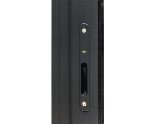 Detailansicht eines Fenstergriffs mit integrierter Wasserwaage