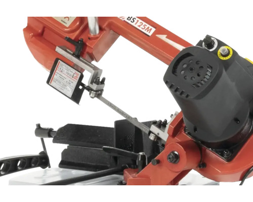 Scie à ruban pour scier le métal