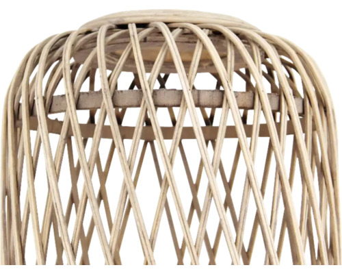 Gros plan d''un abat-jour en rotin