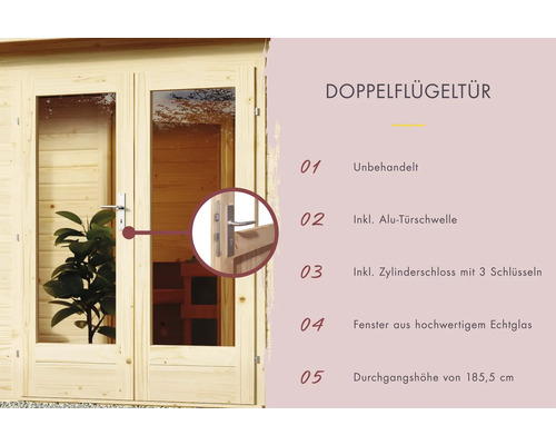 Doppelflügeltür aus unbehandeltem Holz mit Glasfenstern