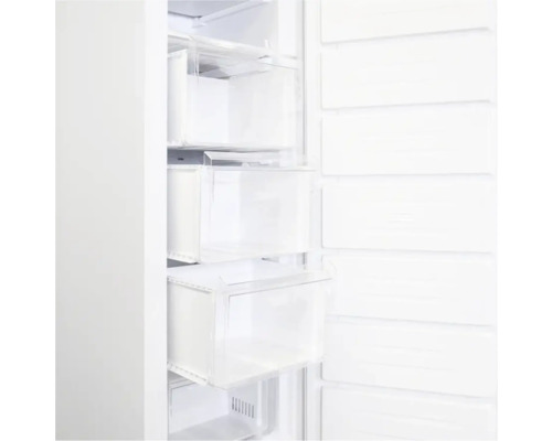 Vue intérieure d''un réfrigérateur avec des tiroirs transparents