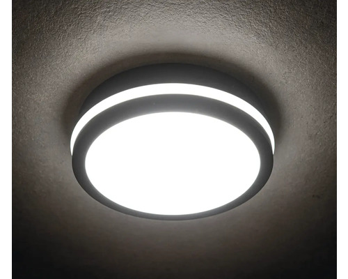 Runde Deckenleuchte mit hellem Licht
