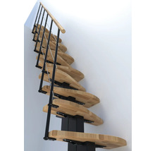Holztreppe mit Metallgeländer und Holzhandlauf.