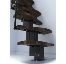 Wendeltreppe mit Holzstufen und Metallgeländer