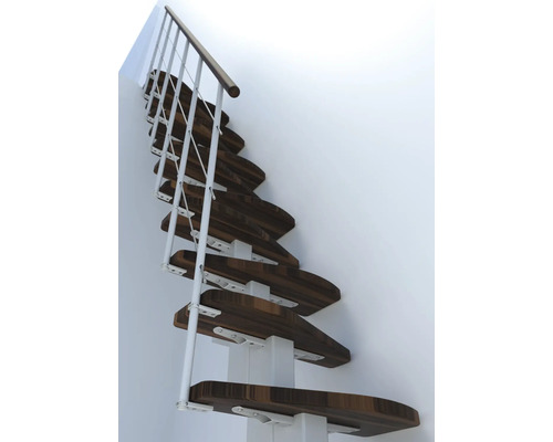 Raumspartreppe mit Holzstufen und Metallgeländer