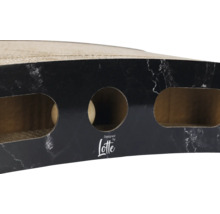 Planche à gratter pour chat en carton avec trous